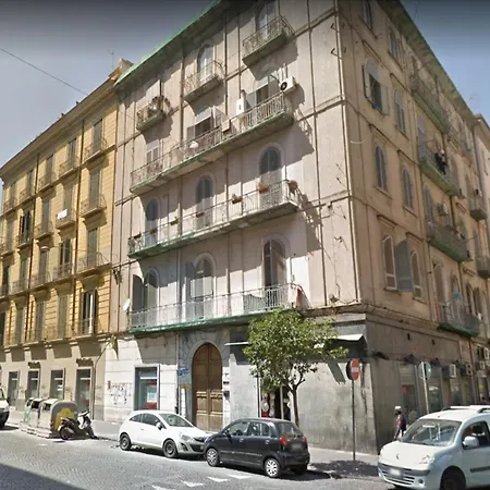 To Live Bed & Breakfast Napoli