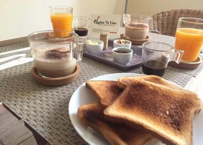 住宿加早餐酒店 To Live