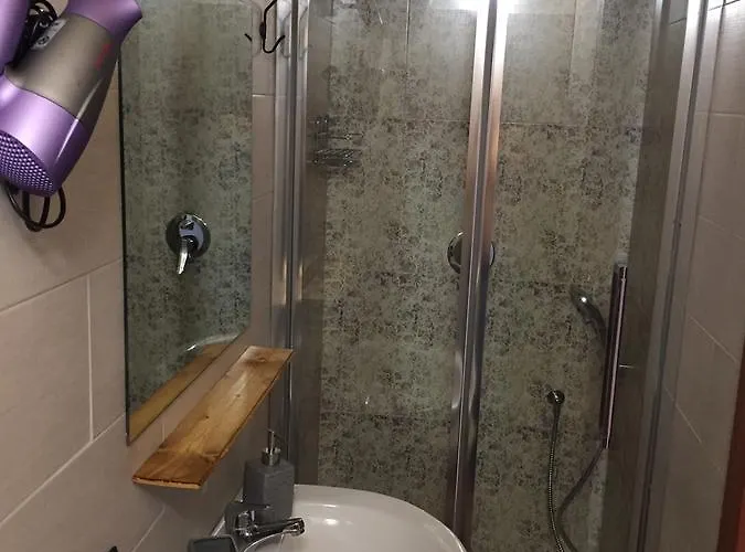 住宿加早餐酒店 To Live 那不勒斯