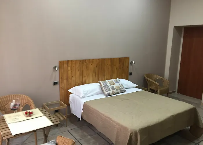 住宿加早餐酒店 To Live 3*