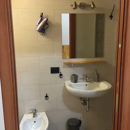 Bed and breakfast To Live