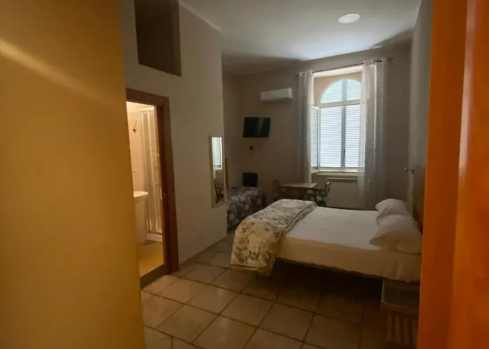 Bed & Breakfast To Live