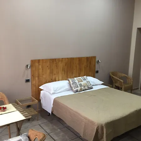 Bed & Breakfast To Live Napoli